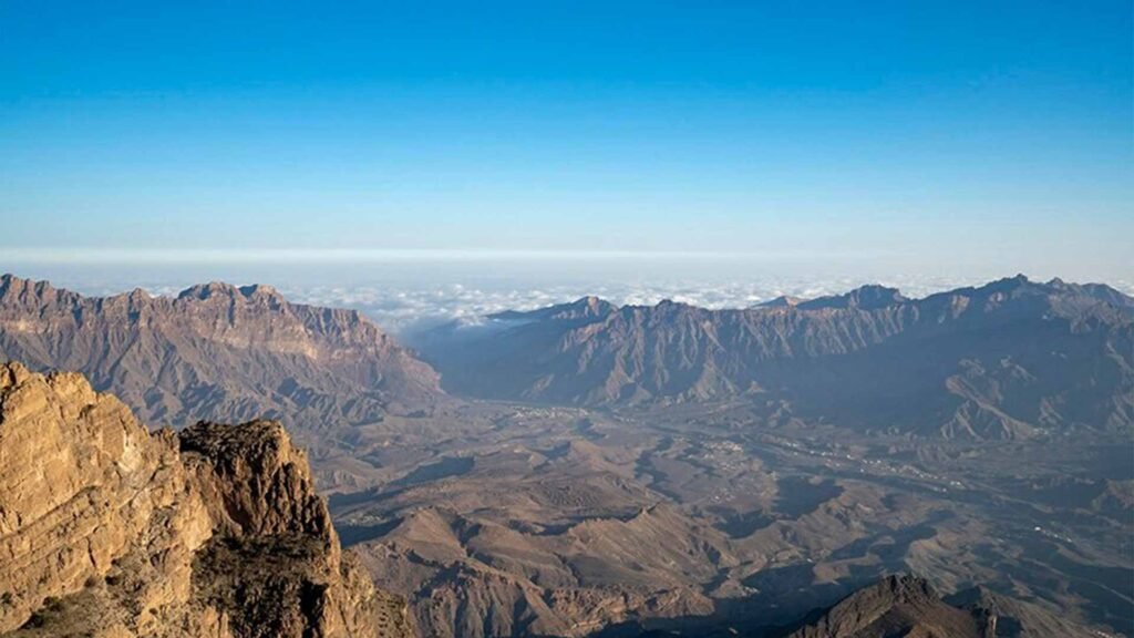 Al Hajar Mountains, showcasing the beauty of Oman hiking trails for adventure enthusiasts