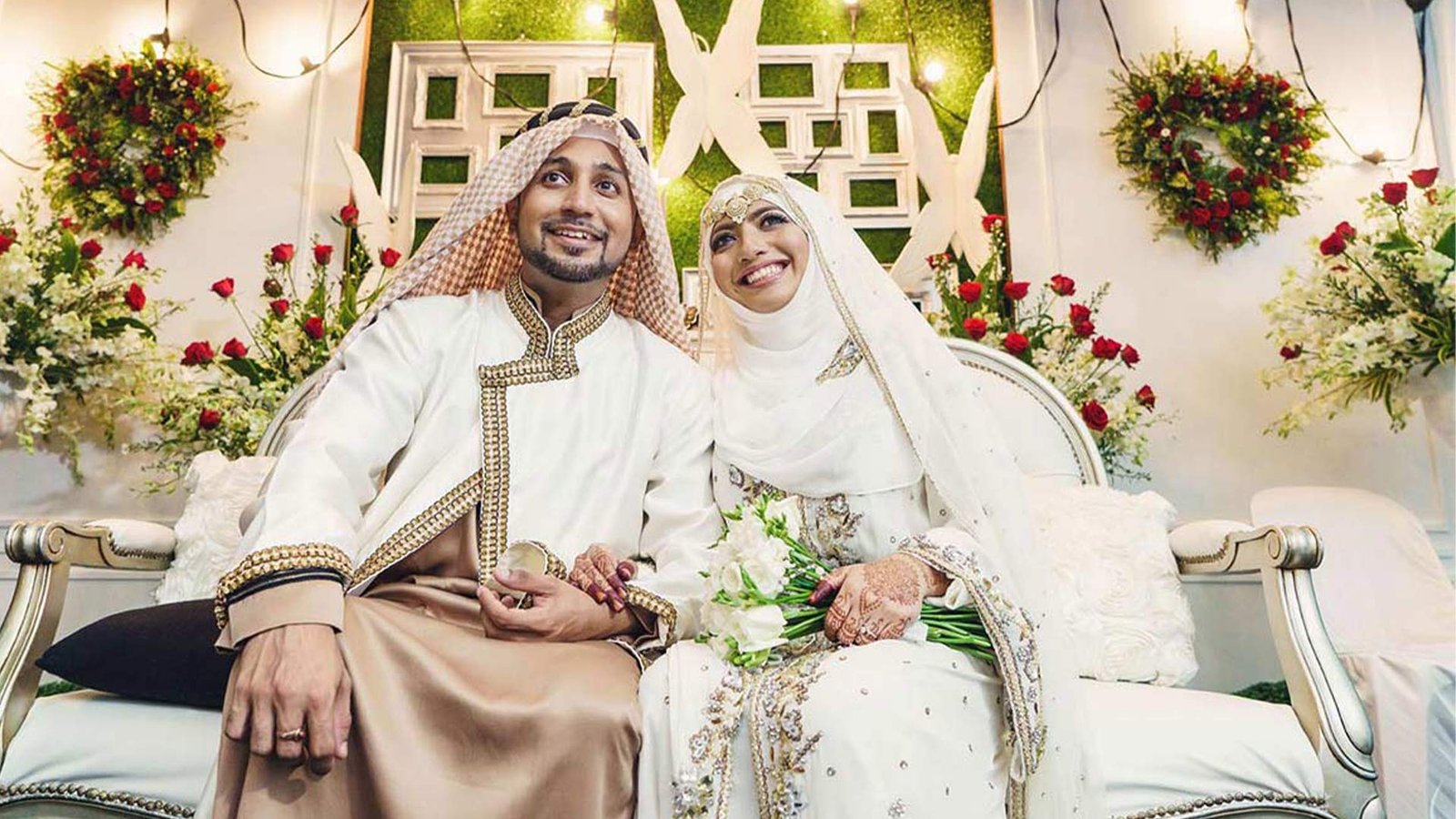 traditional Omani wedding image